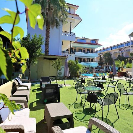 פפקוהורי Philoxenia Boutique Suites & Studios מראה חיצוני תמונה